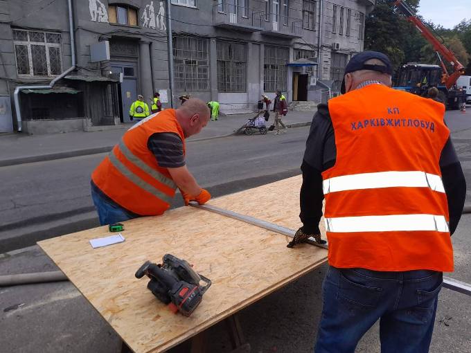 Атака дронів по Харкову: пошкоджено 7 будівель, вибито понад 50 вікон